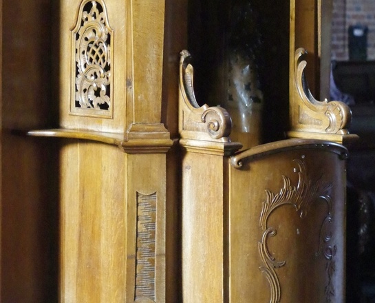 Beichtstuhl Ein Beichtstuhl in einer Kirche.